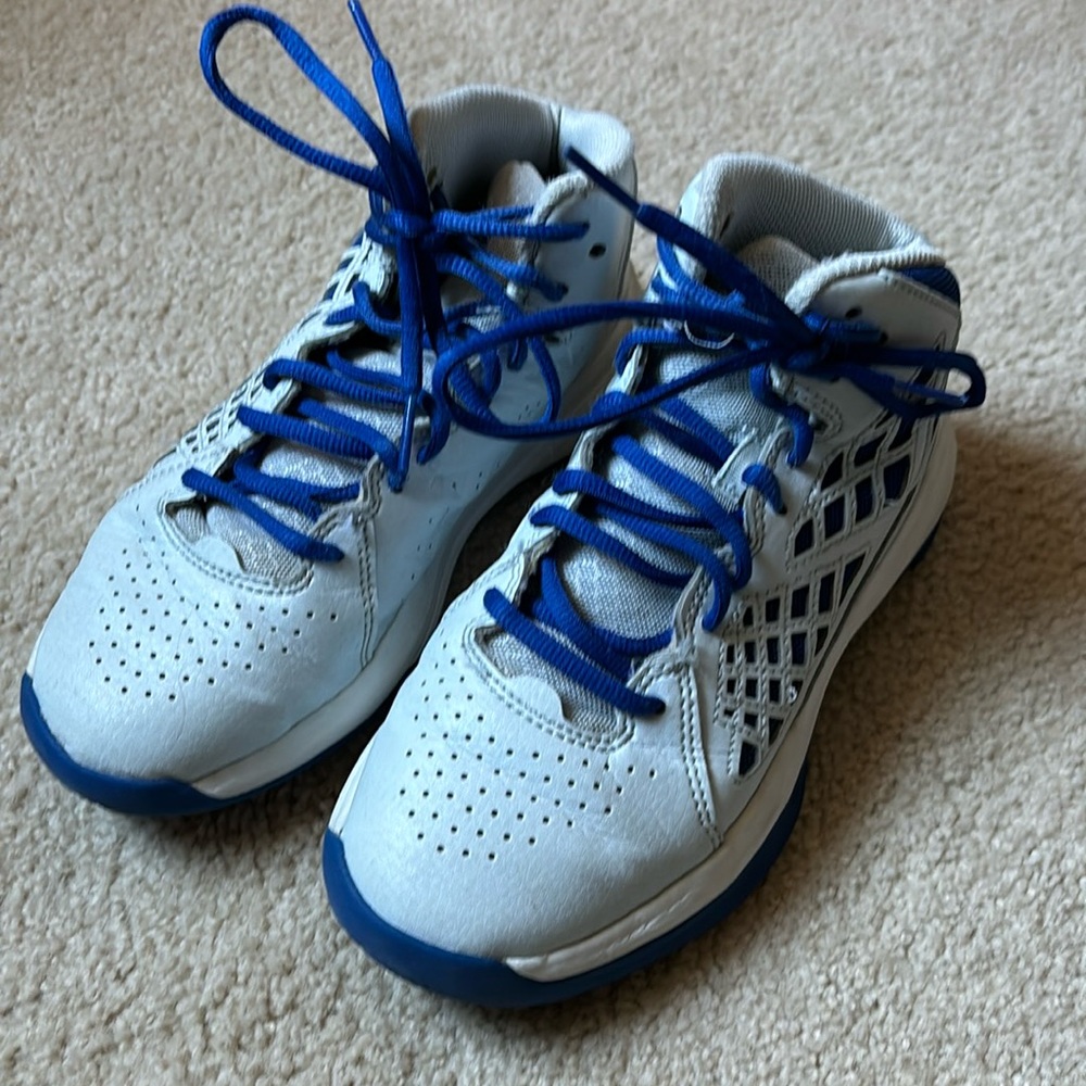 Adidas Boys  Basketball Sneakers